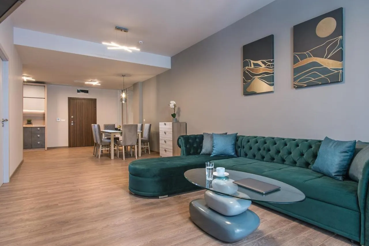 Green Luxury Apartments Burgas 0*,